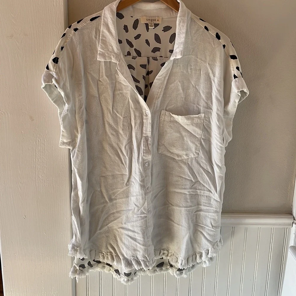 Umgee Button up. - Picture 3 of 4